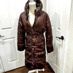 H&M brown, knee length, puffer coat, vintage feel with attached belt and pockets
